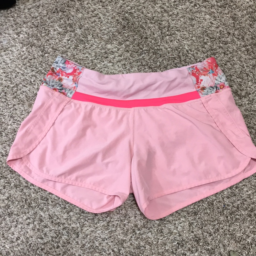 Lulu lemon running shorts pink & floral size 6